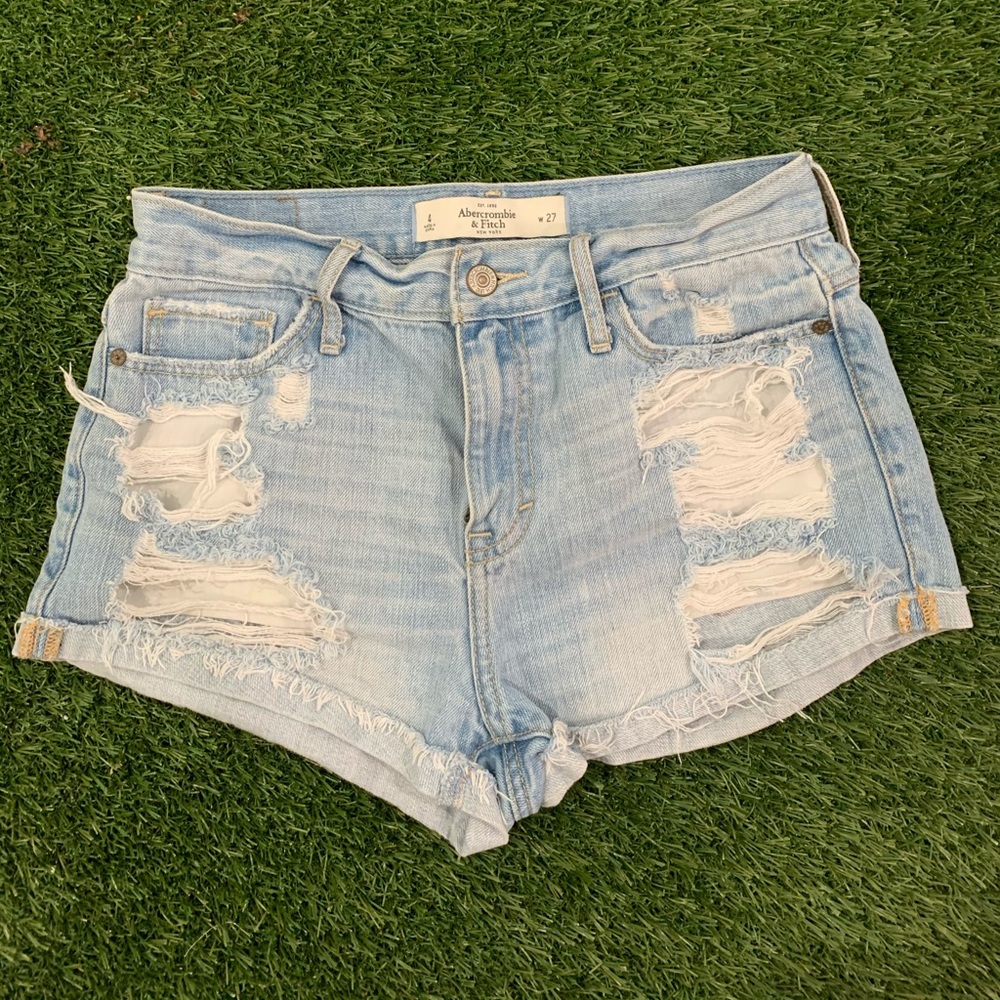 Abercrombie shorts!